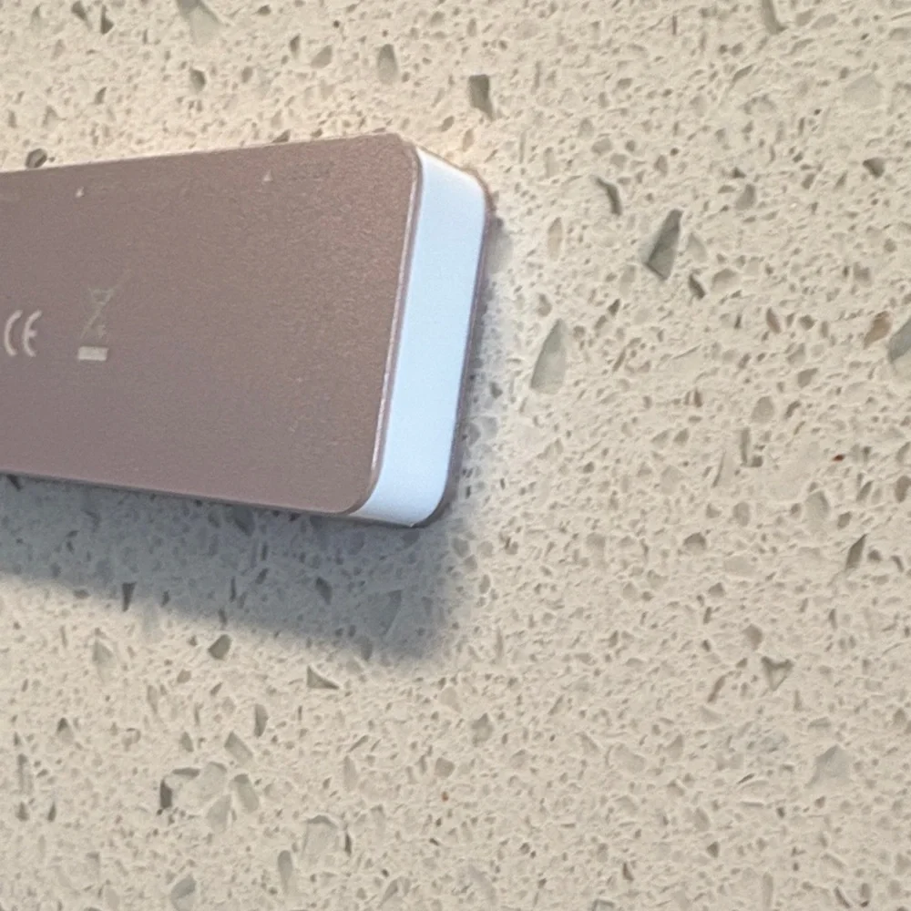 Silver Power Adapter for Tablets